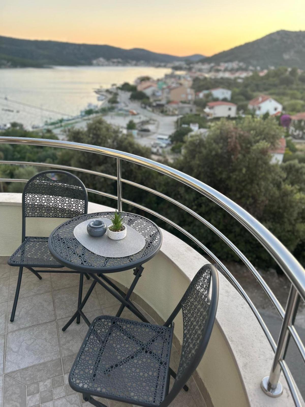 Apartmani Palada Poljica  Buitenkant foto