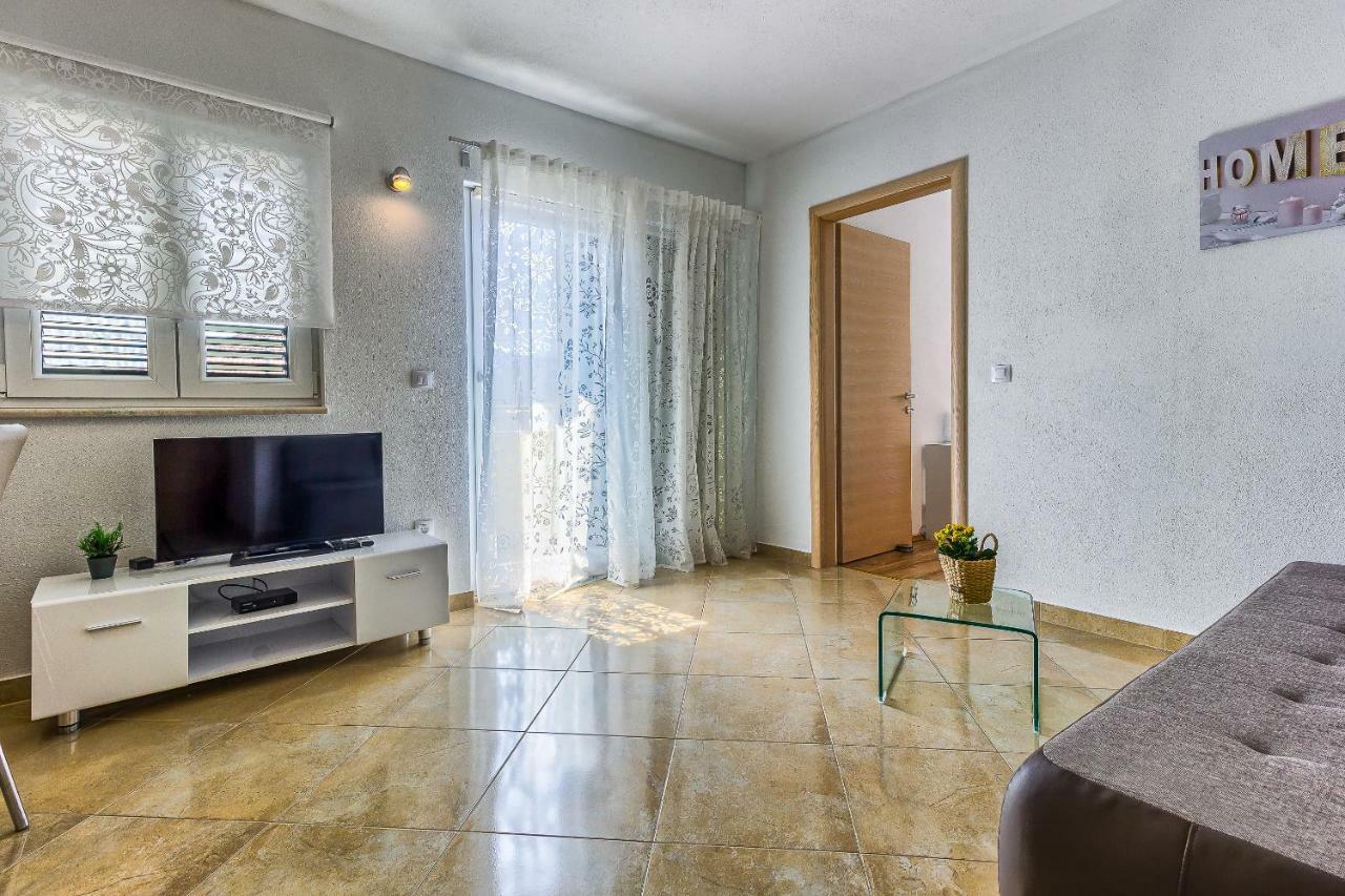 Apartmani Palada Poljica  Buitenkant foto